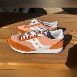 Women’s Saucony 7.5 Orange